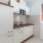 Kovacevic 3* هفار